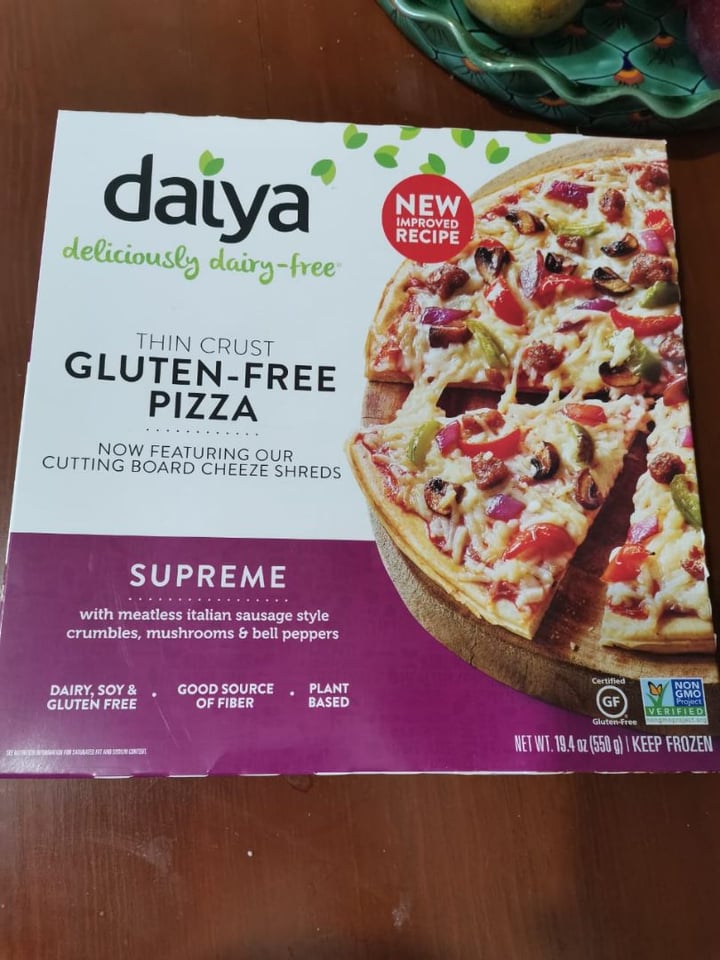 photo of Daiya Supreme Pizza Sausage, Mushrooms & Bell Peppers shared by @adolm on  23 Mar 2020 - review
