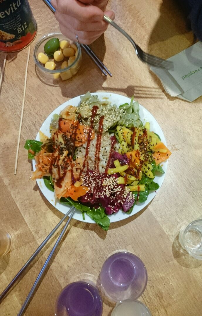 photo of Vegan Yes Shoreditch Kimchi Bibimbap shared by @memagdalena on  17 Mar 2020 - review