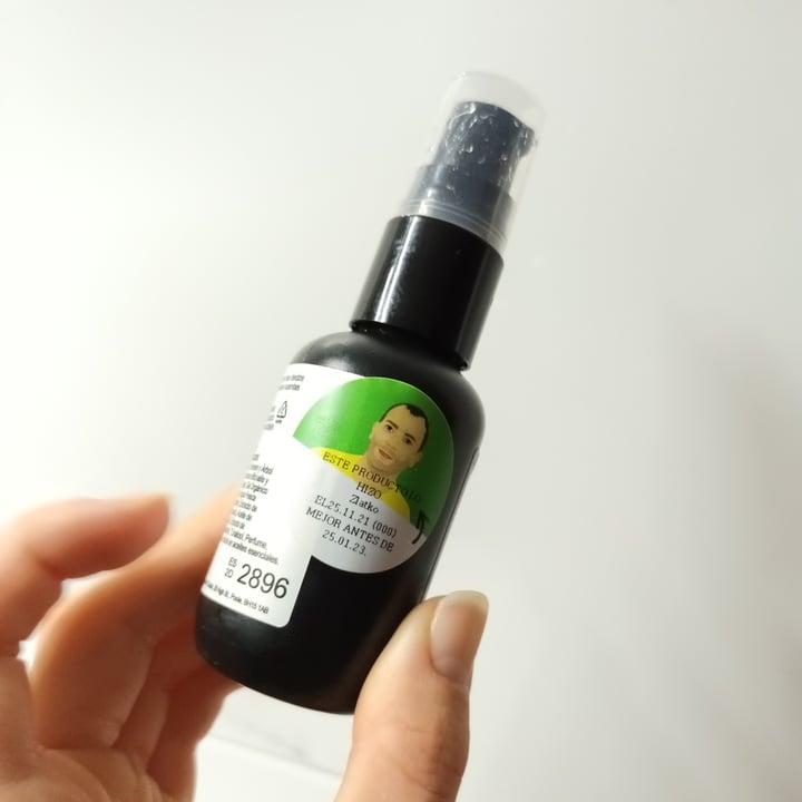 review photo of LUSH Fresh Handmade Cosmetics Tratamiento anti-granos shared by @crissssss on 07 Sep 2022 - review