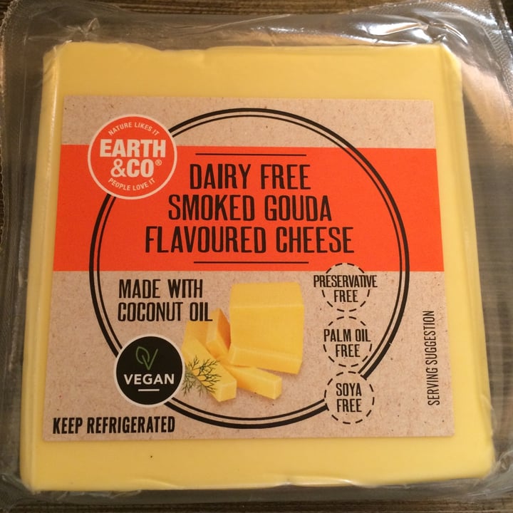 photo of Earth & Co Dairy Free Smoked Gouda Flavoured Cheese shared by @sylvacharm on  22 Feb 2021 - review