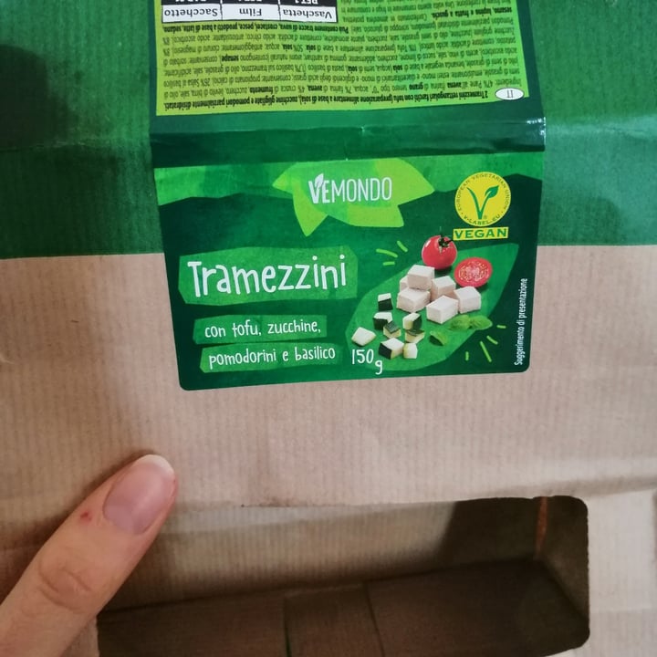review photo of Vemondo Tramezzini Con Tofu Zucchine Pomodorini E Basilico shared by @giuliagh on 12 Mar 2022 - review