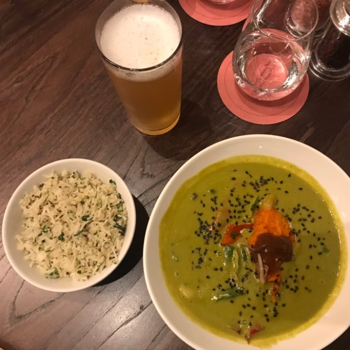photo of Wulf & Lamb Green Coconut Curry shared by @liatraballero on  22 Mar 2022 - review
