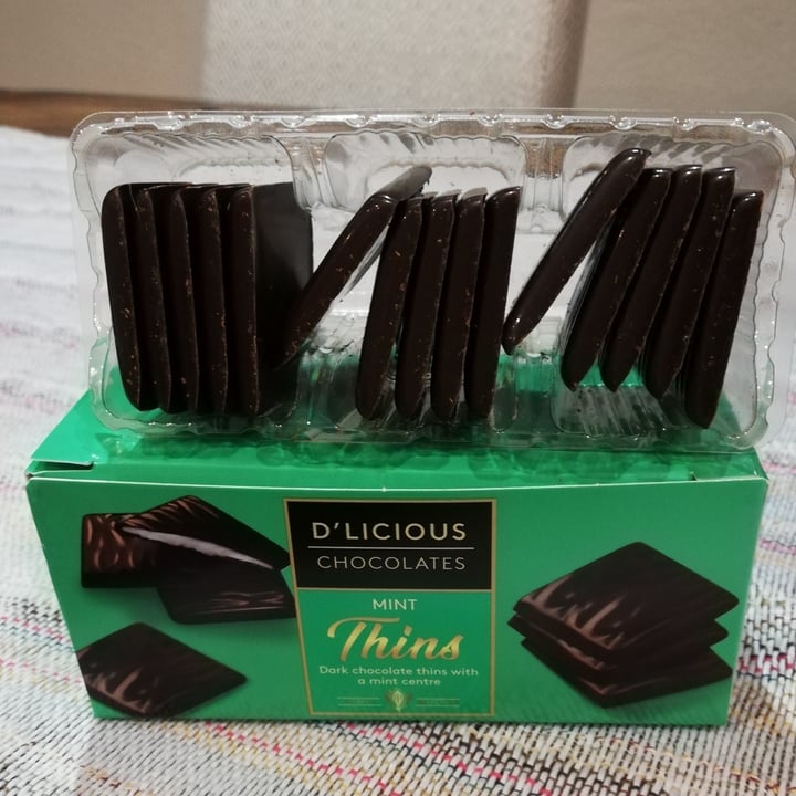 photo of D'Licious Chocolates Mint Thins shared by @simonel on  02 Aug 2021 - review
