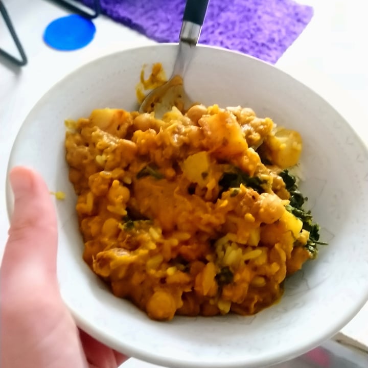 photo of Plant Menu Coronation chickpea curry shared by @seaweedvibes on  30 Jan 2021 - review
