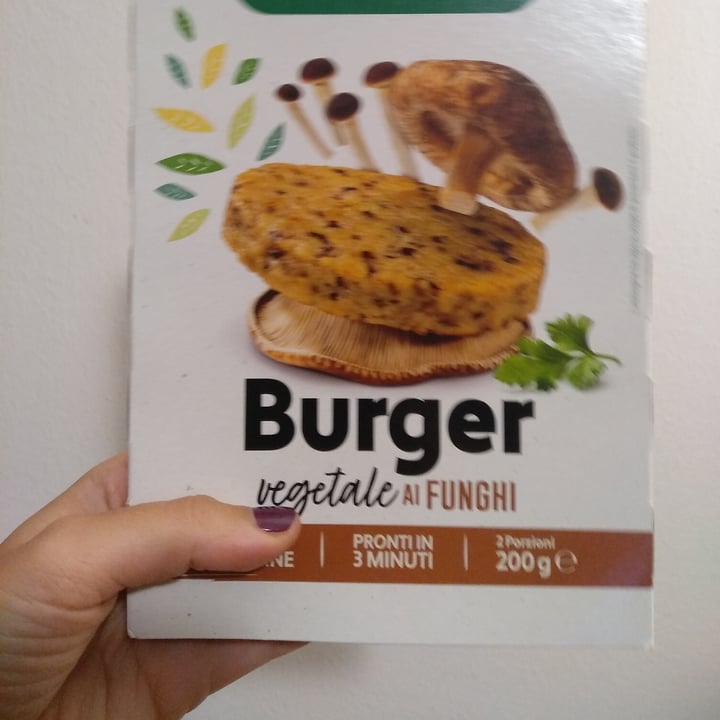 review photo of Kioene Burger vegetale ai funghi shared by @sabrino on 21 Nov 2021 - review