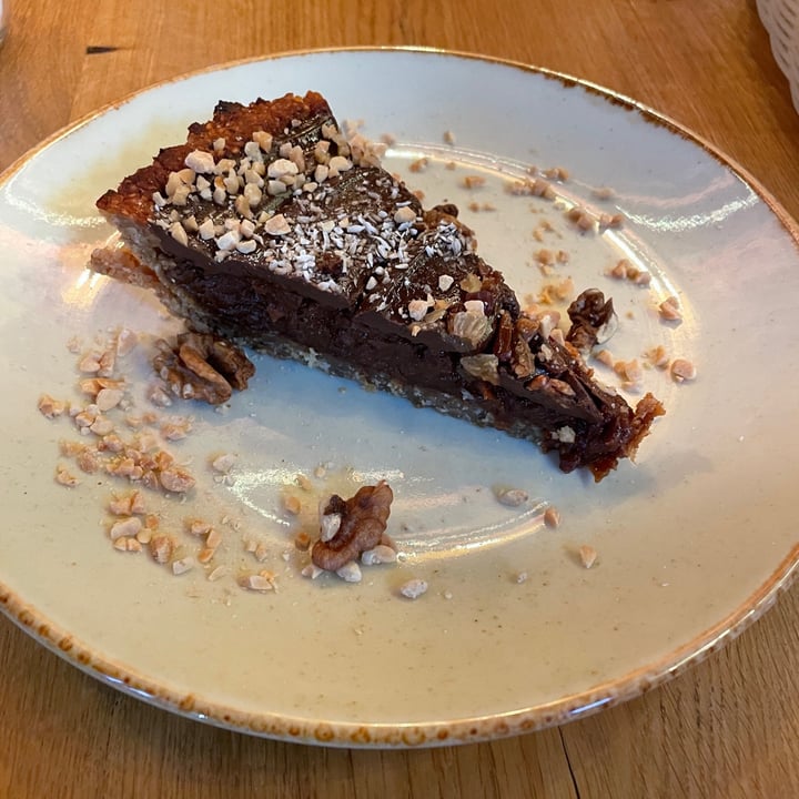 review photo of Zjeść - kuchnia wegańska Vegan Nutella Cake shared by @lakoalabooty on 26 Jul 2021 - review