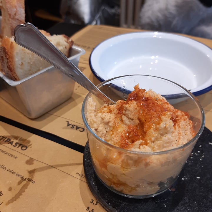 photo of Poormanger 2 Hummus di ceci e sesamo shared by @francesca529 on  18 Mar 2022 - review
