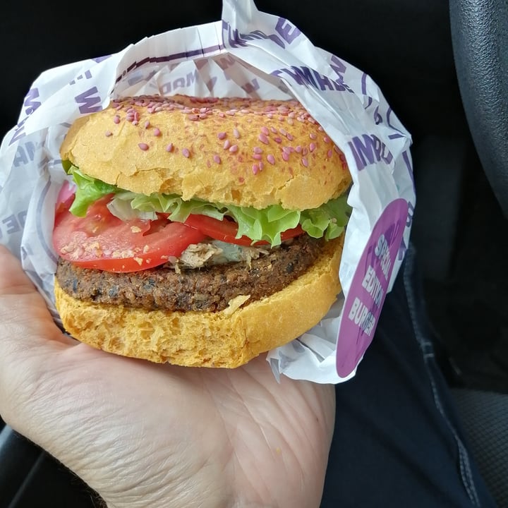 photo of Flower Burger Hercules Burger shared by @damianone84 on  24 Sep 2022 - review