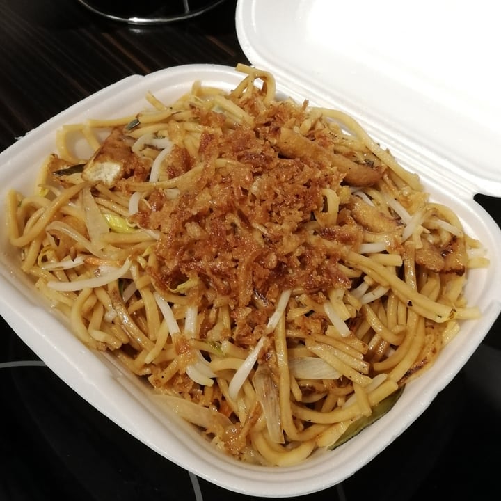 photo of Vegan Express Gebratene Nudeln mit Tofu shared by @mareikeks on  02 May 2021 - review