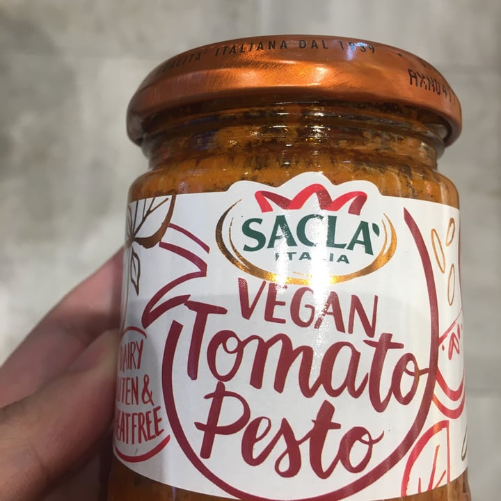 photo of Sacla Vegan Tomato Pesto shared by @momishard on  27 Jun 2020 - review