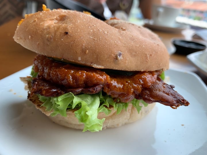 photo of nomVnom Bistro Temptation Satay Burger shared by @drew7uk on  21 Oct 2019 - review