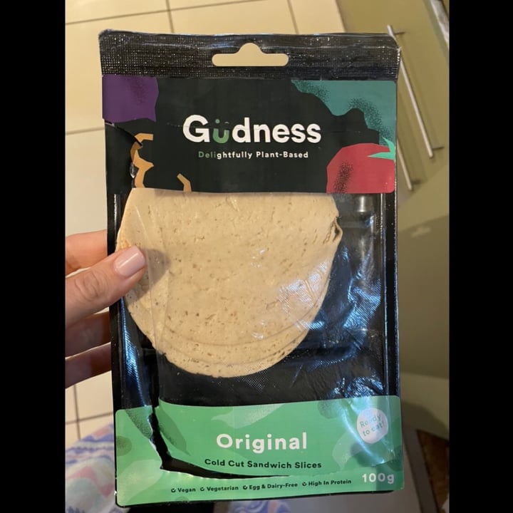 photo of Gudness Plant-Based Deli Original deli slices shared by @chantellekylie on  25 Jul 2021 - review