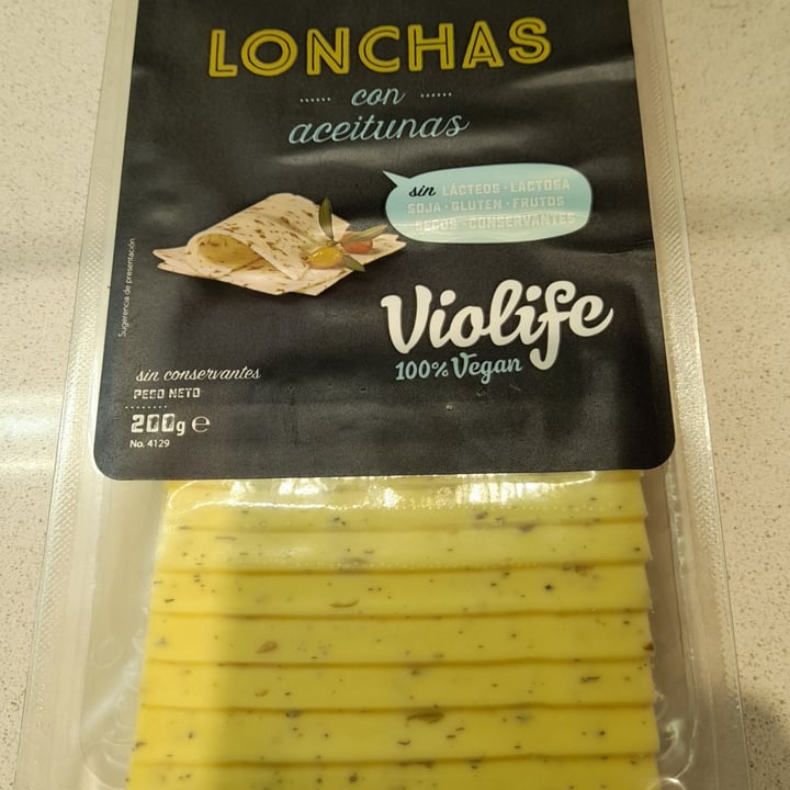 photo of Violife Queso Lonchas Con Aceitunas shared by @guajira on  29 Oct 2021 - review