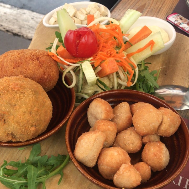 review photo of Rifugio Romano ANTIPASTO DEL RIFUGIO VEGAN shared by @mariaelenafiore on 30 Mar 2022 - review