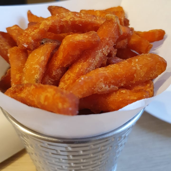photo of WS Deli Experience Store Sweet Potato Fries shared by @ravi-gopalan on  13 Dec 2020 - review