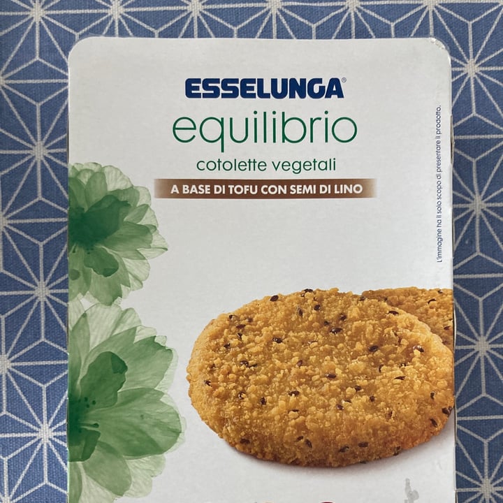 photo of Esselunga Cotolette vegetali a base di tofu con semi di lino shared by @patbere on  10 May 2022 - review