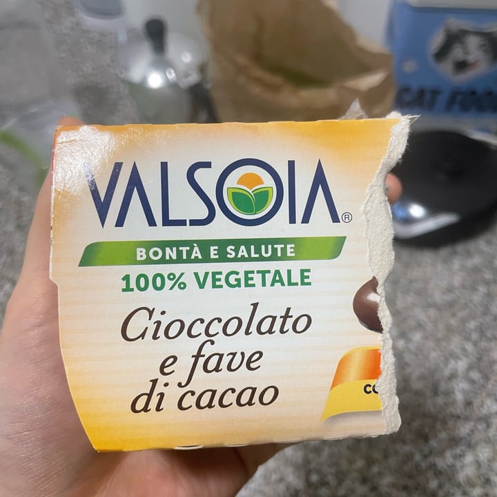review photo of Valsoia Yogurt cioccolato shared by @lindads on 01 Apr 2022 - review