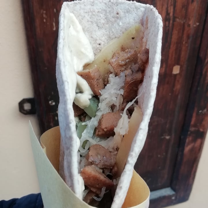photo of Vegan come koala Kebab di seitan shared by @nancyveg on  12 Feb 2022 - review