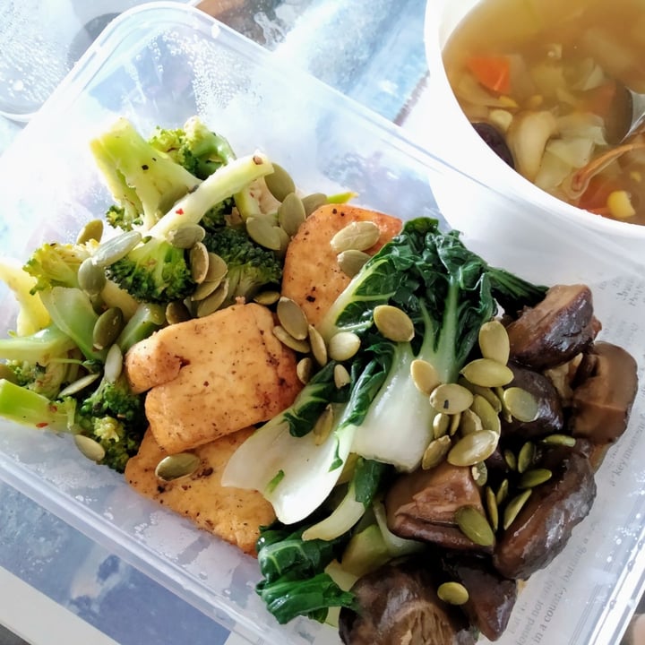 review photo of Simple Lifestyle Healthy Vegetarian Cafe Vegan Buddha Bowl shared by @marigoldish on 05 Jun 2021 - review