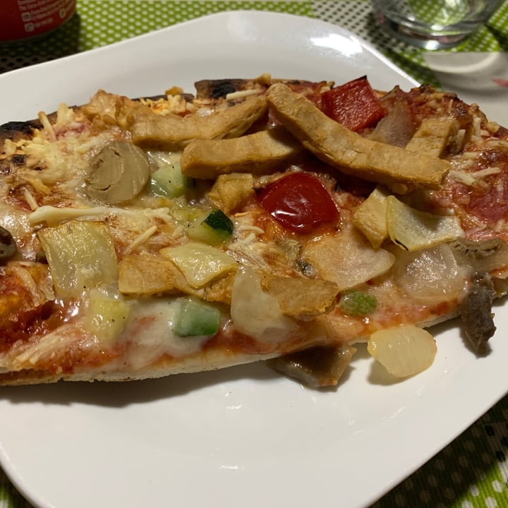 review photo of Heura Heura Pizza 100% Vegetal shared by @mariajosequero on 23 Jan 2021 - review