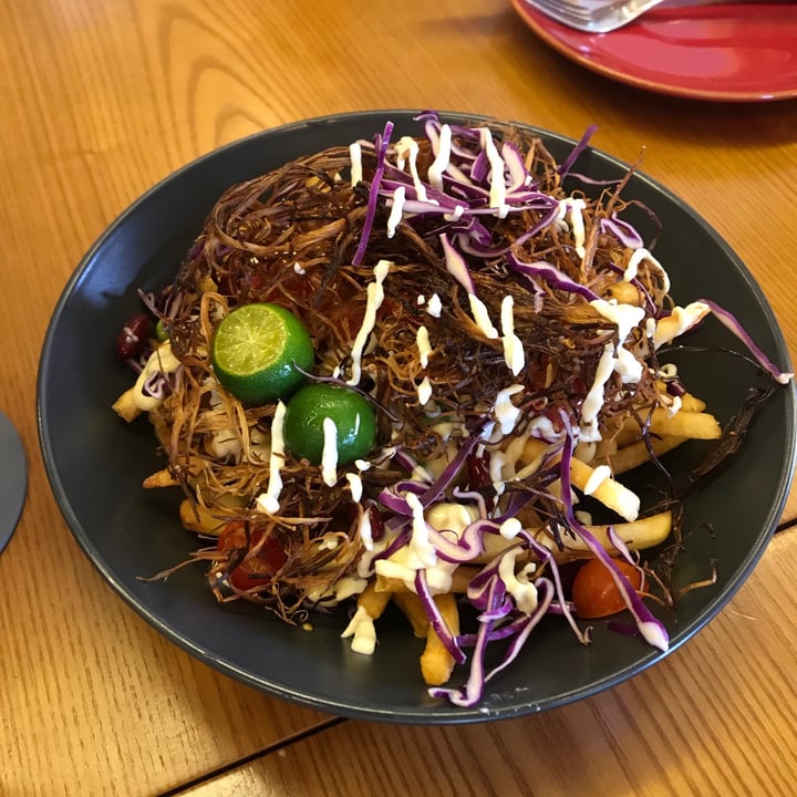 photo of Well Loft The Loaded Enoki Shoestring Fries shared by @ameliaaa on  21 Dec 2020 - review
