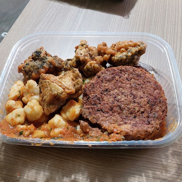 Foto del plato “Comida al peso”