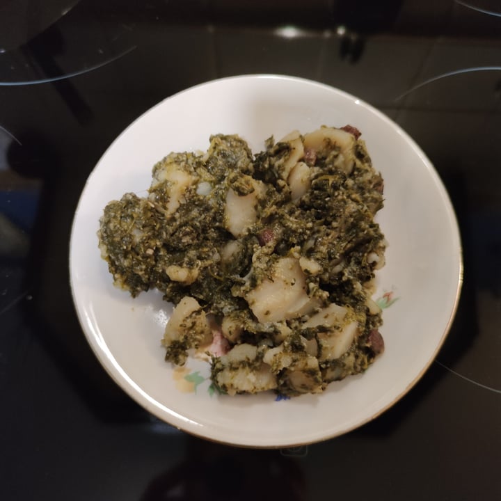review photo of La Cuchara Veggie Espinacas con pasas y almendras shared by @soniajenni on 24 Dec 2020 - review