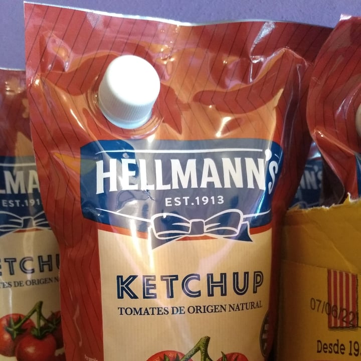 photo of Hellmann’s Ketchup shared by @ideapilotofundacion on  10 Dec 2021 - review