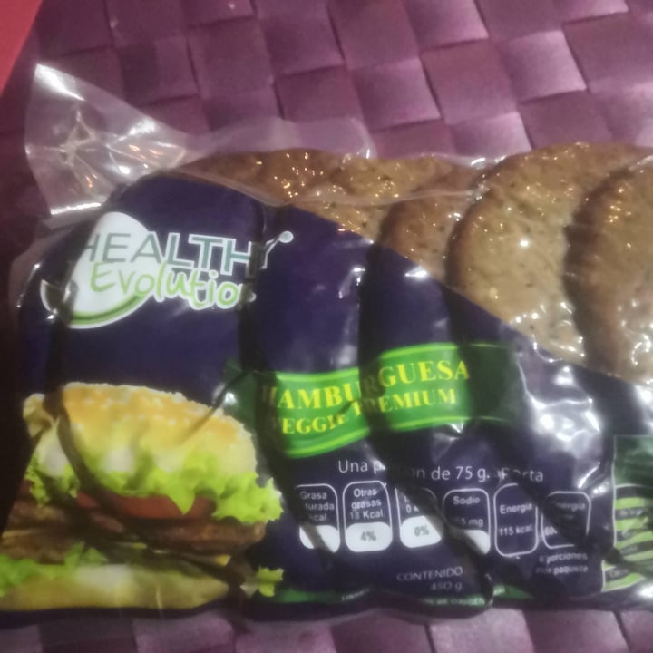 photo of Healthy Evolution Hamburguesa Veggie Premium shared by @stephani1 on  14 Mar 2021 - review