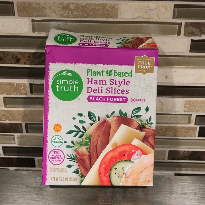 photo of Simple Truth Plant Based Ham Style Deli Slices: Black Forest shared by @thevegfriend on  30 Jun 2021 - review