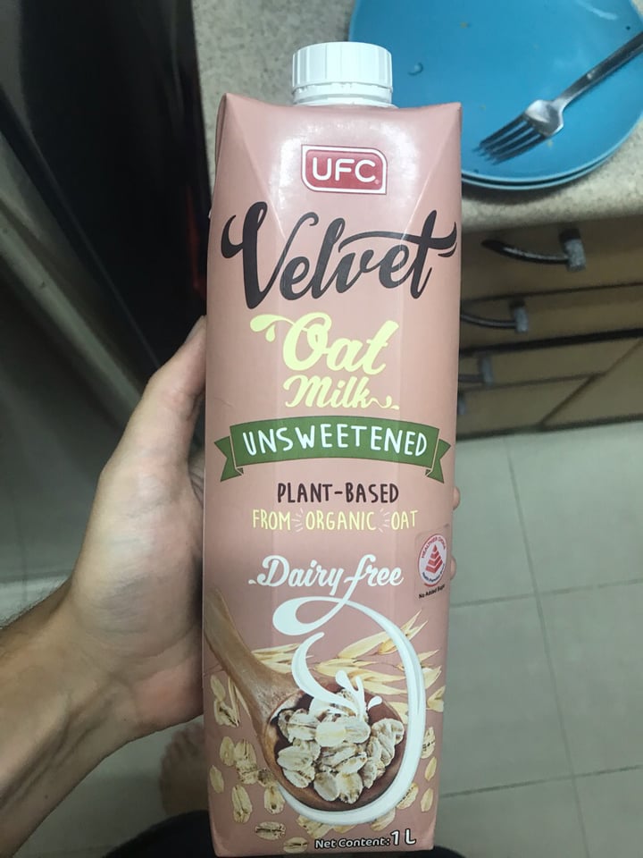 photo of UFC Oat Milk Unsweetened shared by @vegasauras on  30 Mar 2020 - review