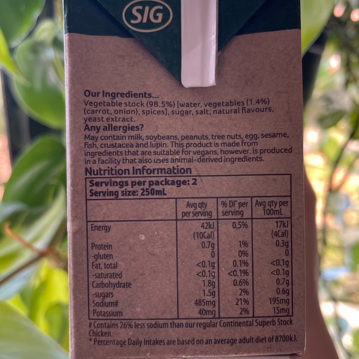 review photo of Continental Vegetable stock shared by @carlaoliveira on 04 Feb 2022 - review