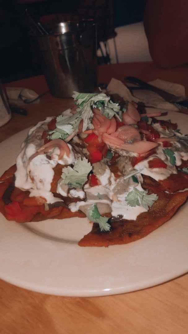 photo of MOLA Chilaquiles shared by @wandadeluca on  03 Feb 2020 - review