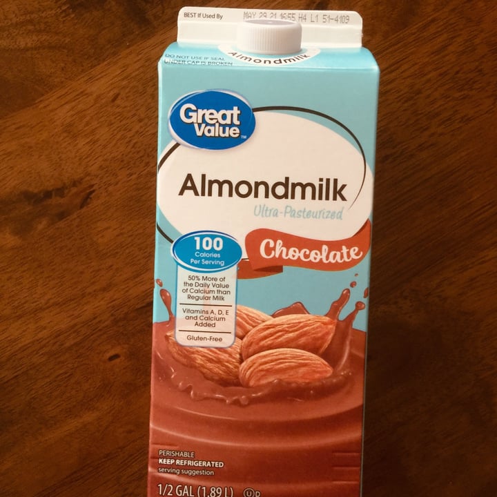 photo of Great Value  Chocolate Almond Milk shared by @emmc1 on  10 Apr 2021 - review