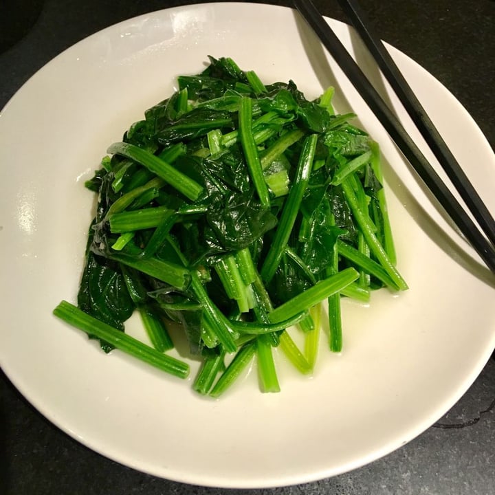 photo of Din Tai Fung Stir-fried Spinach with Garlic shared by @mrsgarg on  23 Dec 2017 - review