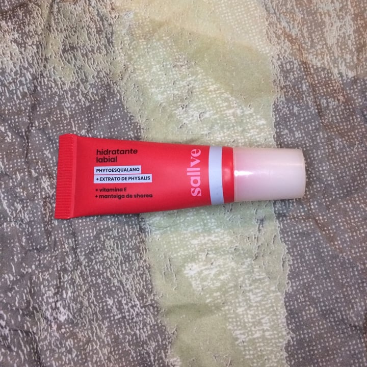 review photo of Sallve Hidratante Labial shared by @coguja on 28 Dec 2021 - review