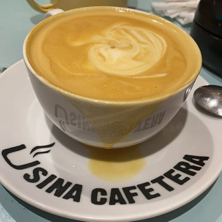 photo of Usina Cafetera Café Con Leche De Almendras shared by @evelyneich on  02 Oct 2021 - review