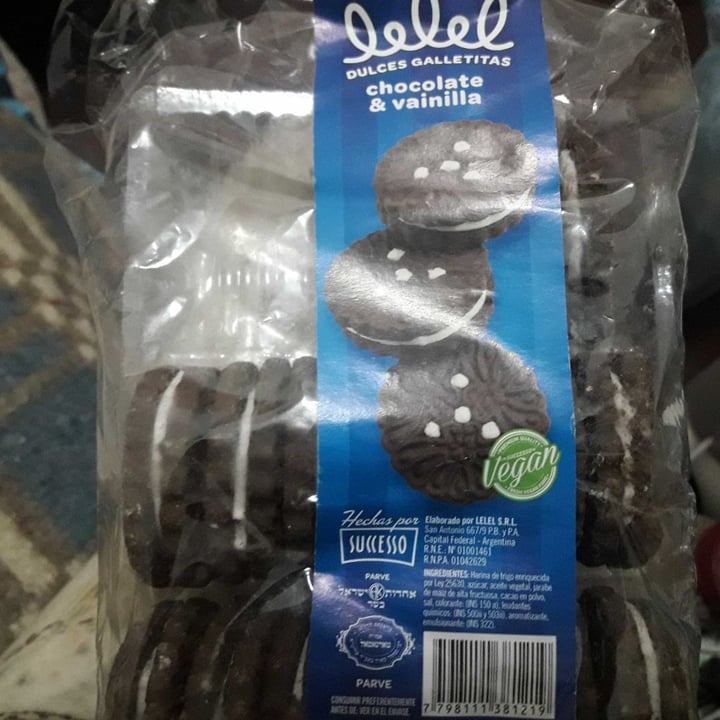 photo of Lelel Galletitas dulces de chocolate y vainilla shared by @naymecuenca on  12 Aug 2019 - review