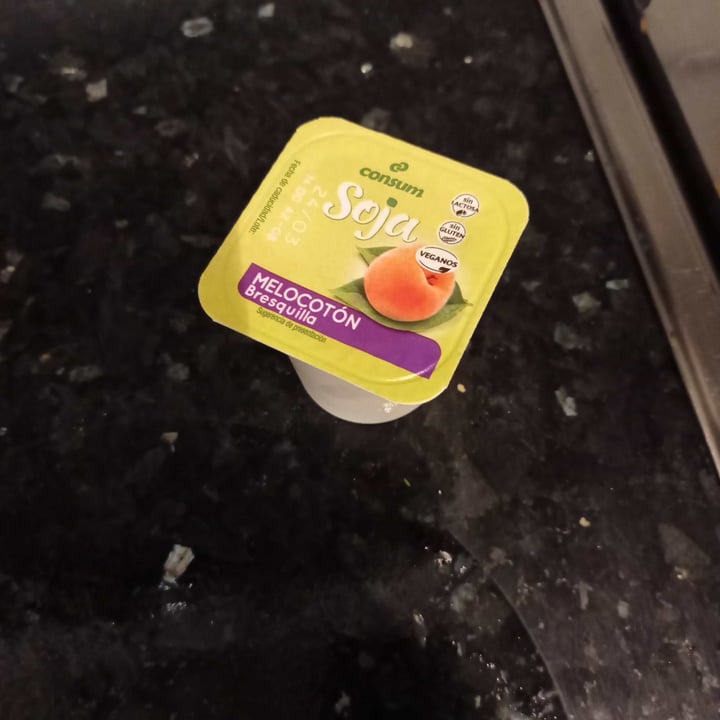 photo of Consum Yogur de soja con frutas shared by @piab on  10 Mar 2022 - review