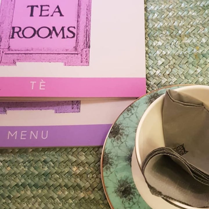 photo of Babington's tea room tè/the shared by @vevvesped on  26 Apr 2022 - review