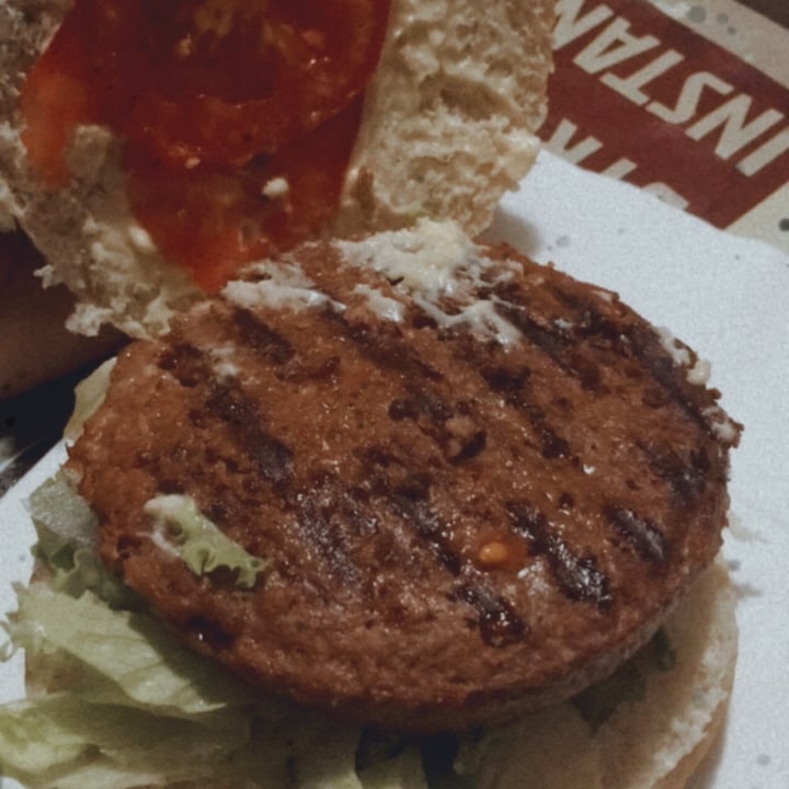 photo of Unconventional Burger Vegetale Classico - Classic Burger shared by @sulcaisdead on  01 Nov 2021 - review