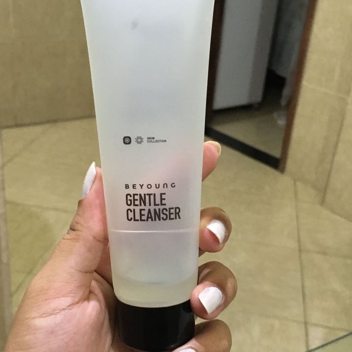 review photo of Beyoung Gentle Cleanser shared by @jorlenelima on 22 Apr 2022 - review