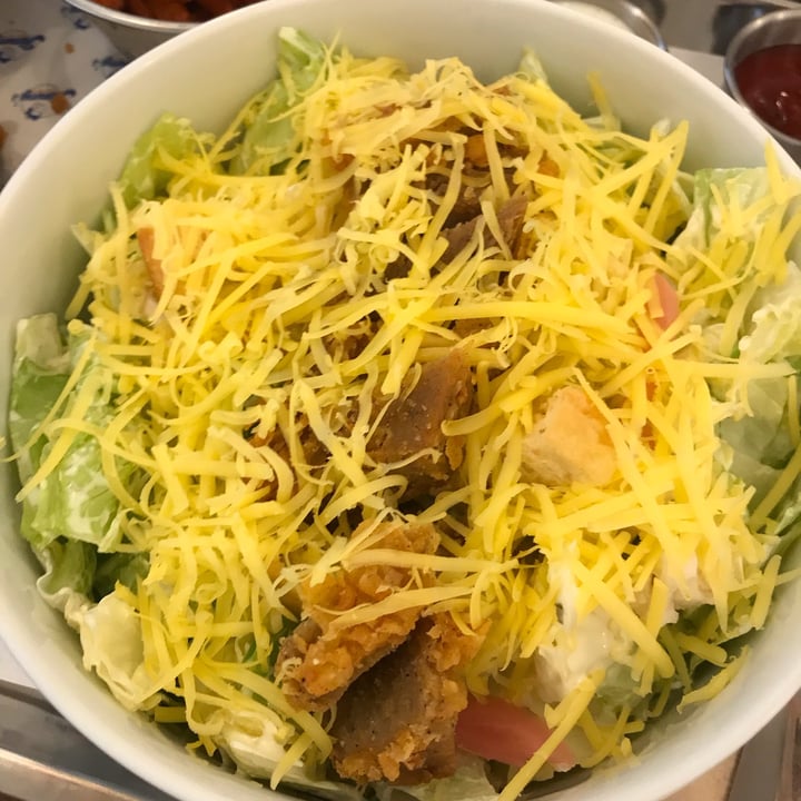 photo of Jimmy's street food Paris Caesar salad shared by @mallory17 on  15 Aug 2022 - review
