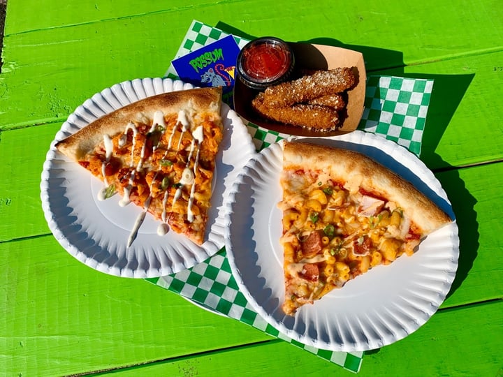 review photo of Possum Pizza Buffalo Cauliflower Pizza shared by @alexabenb on 15 Jan 2020 - review