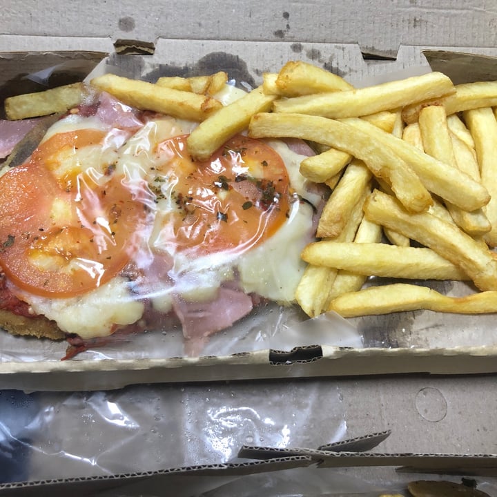 photo of Pola Milanesa Napolitana shared by @llum on  06 Sep 2020 - review