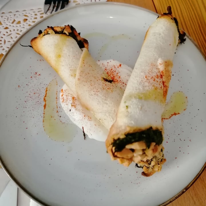 photo of VEG-Joy Cannolo con crema di cicoria shared by @fedefiona02 on  02 Apr 2022 - review