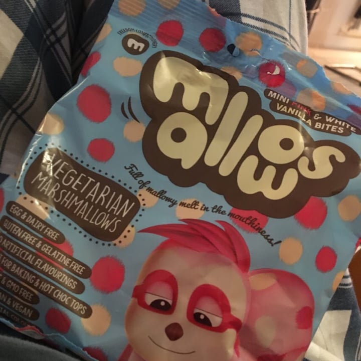 review photo of Freedom Confectionery Mini pink and white vanilla bite MALLOWS shared by @hannahb29974 on 20 Oct 2022 - review