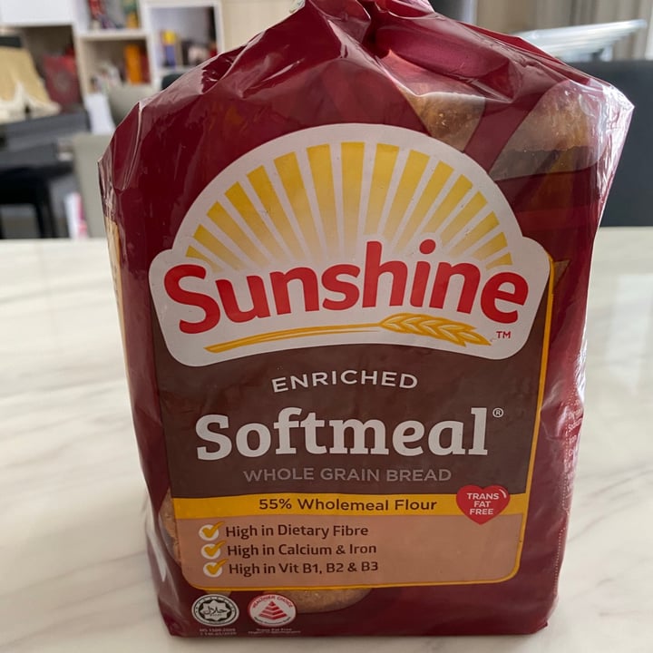 photo of Sunshine Bakeries  Enriched Softmeal® Whole Grain (400g) shared by @yanxiangg on  31 Jul 2021 - review