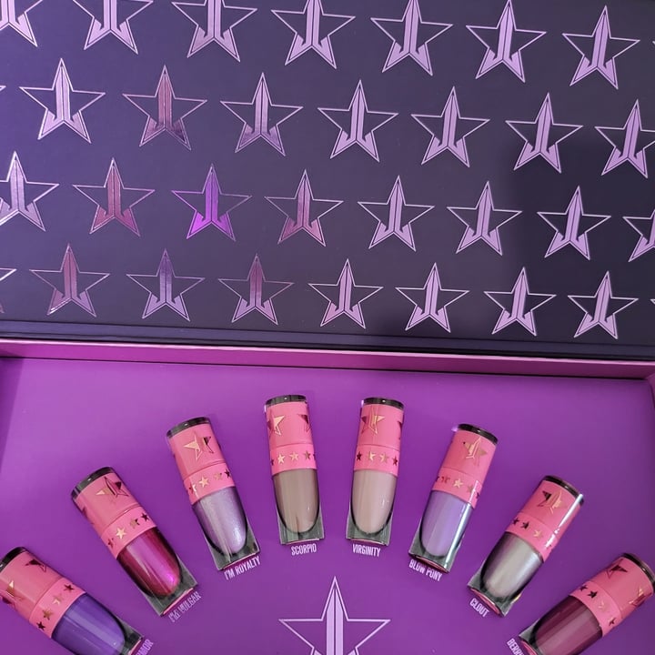 review photo of Jeffree Star Cosmetics Blood Lust Liquid Lipstick Bundle shared by @taishardt on 16 May 2022 - review