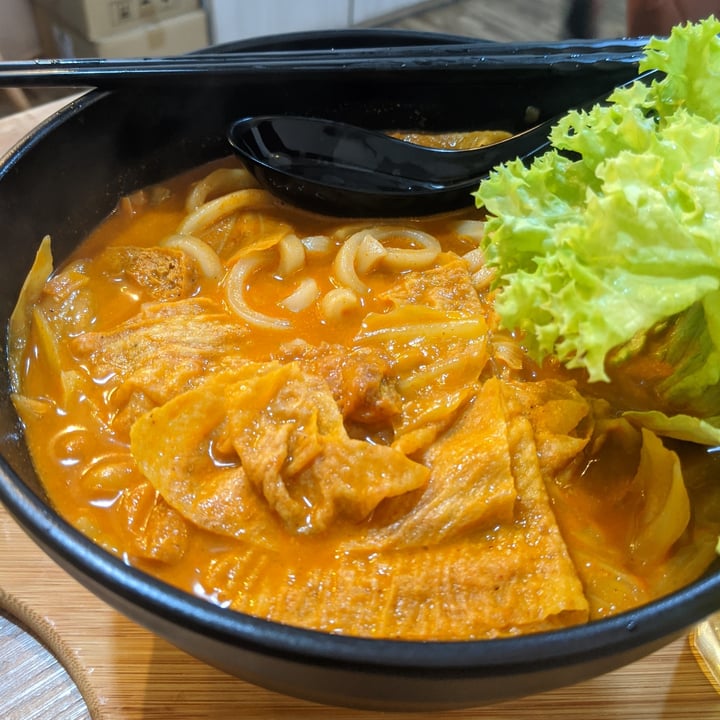 photo of nomVnom Tai Seng Chickpea Assam Curry Udon shared by @shawneofthedead on  15 Nov 2020 - review